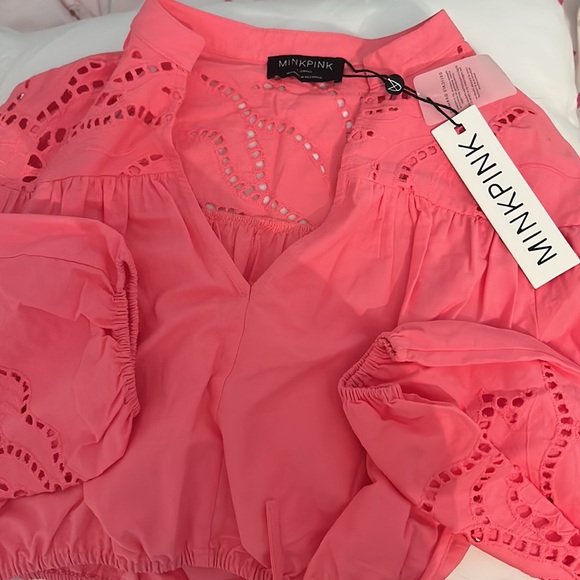 MINKPINK New with Tags! 
DARLA BRODERIE BLOUSE XS - Picture 6 of 6